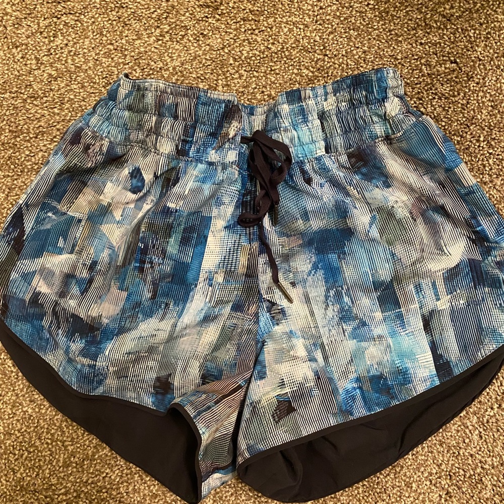 Lululemon reversible shorts